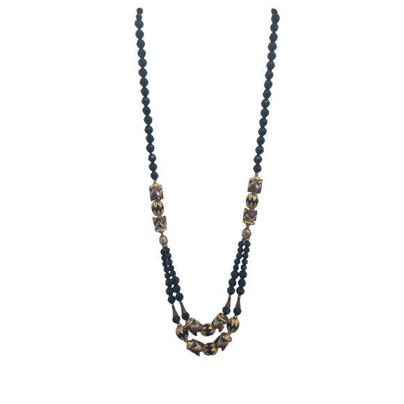 Jewelry - Vintage Chic Black and Gold Beaded Necklace